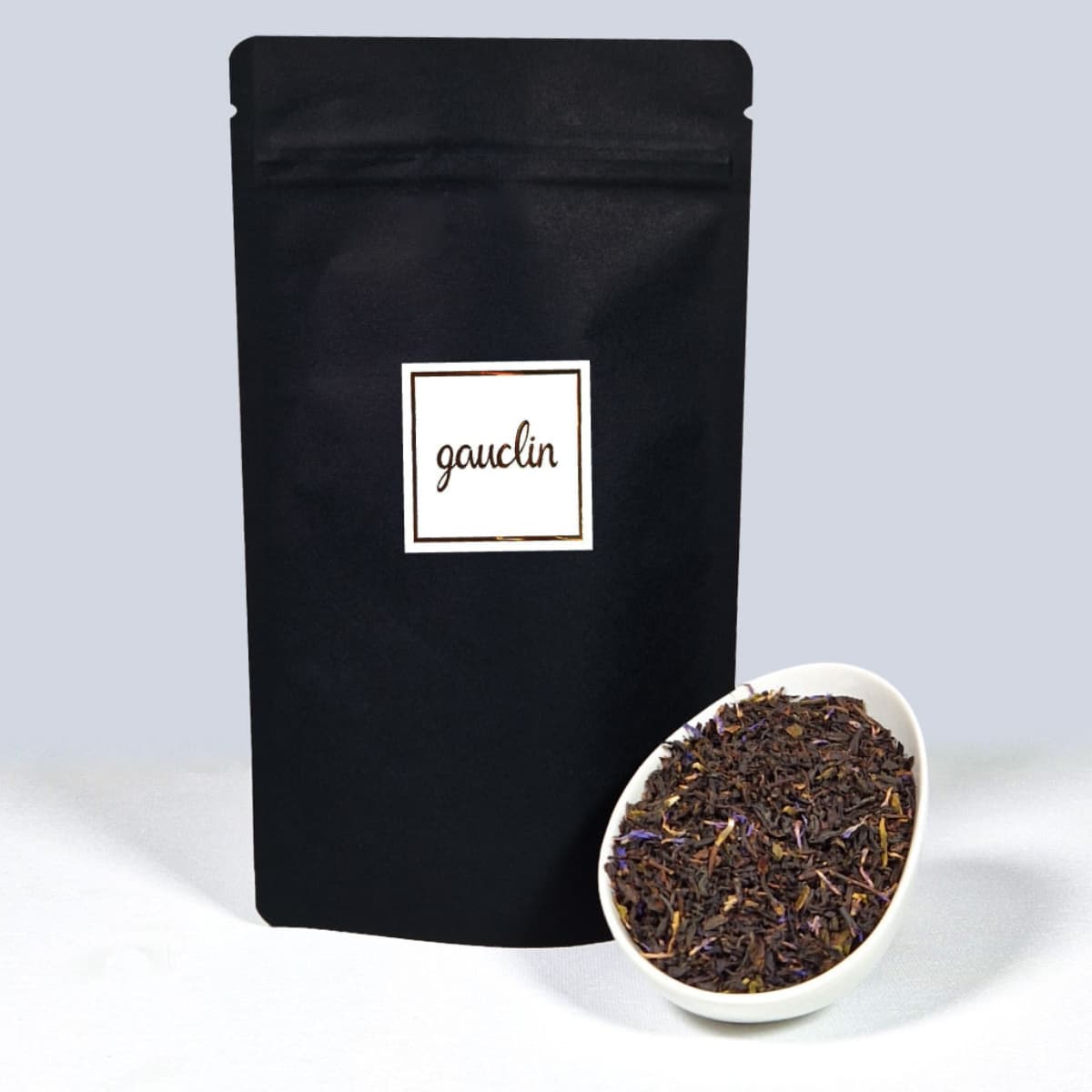 Sachet vrac 100g, Dear Dorian Bio de la Maison Gauclin. Thé noir, bergamote, fleurs de bleuet.