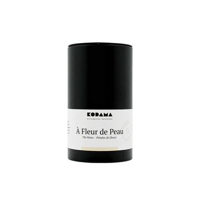 Boîte vrac 75g À Fleur de Peau de la maison Kodama, un thé blanc aux pétales de fleurs.