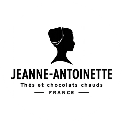 <div class="metafield-rich_text_field"><p>Jeanne-Antoinette : Héritage de goût et <em>d’élégance</em></p></div>